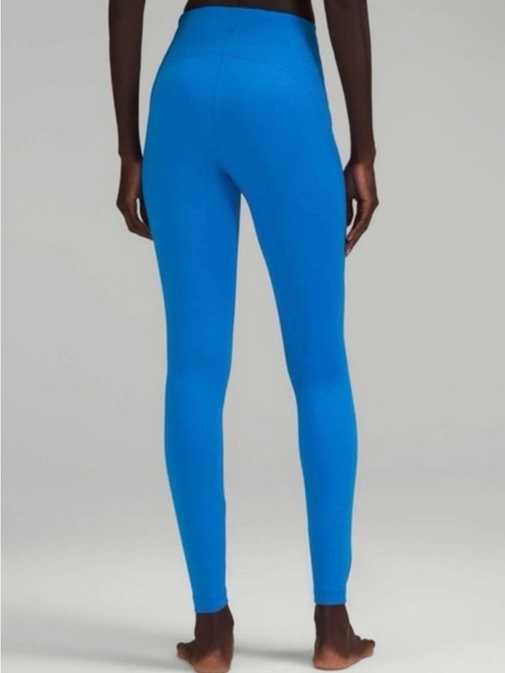 Lululemon leggings in pool party like new with rip tag